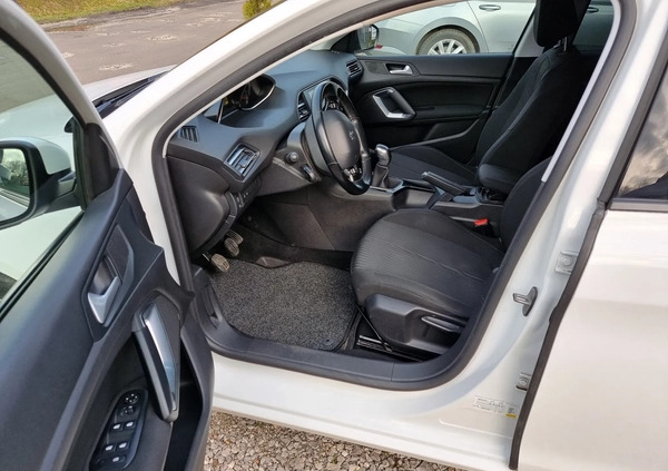 Peugeot 308 cena 33500 przebieg: 232000, rok produkcji 2017 z Łódź małe 211